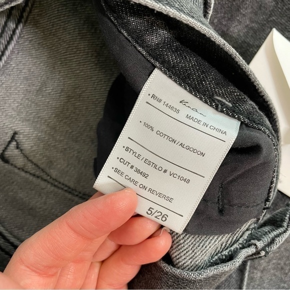 New Kancan for VICI High Rise Distressed Mom Jean in Washed Black - Picture 7 of 10